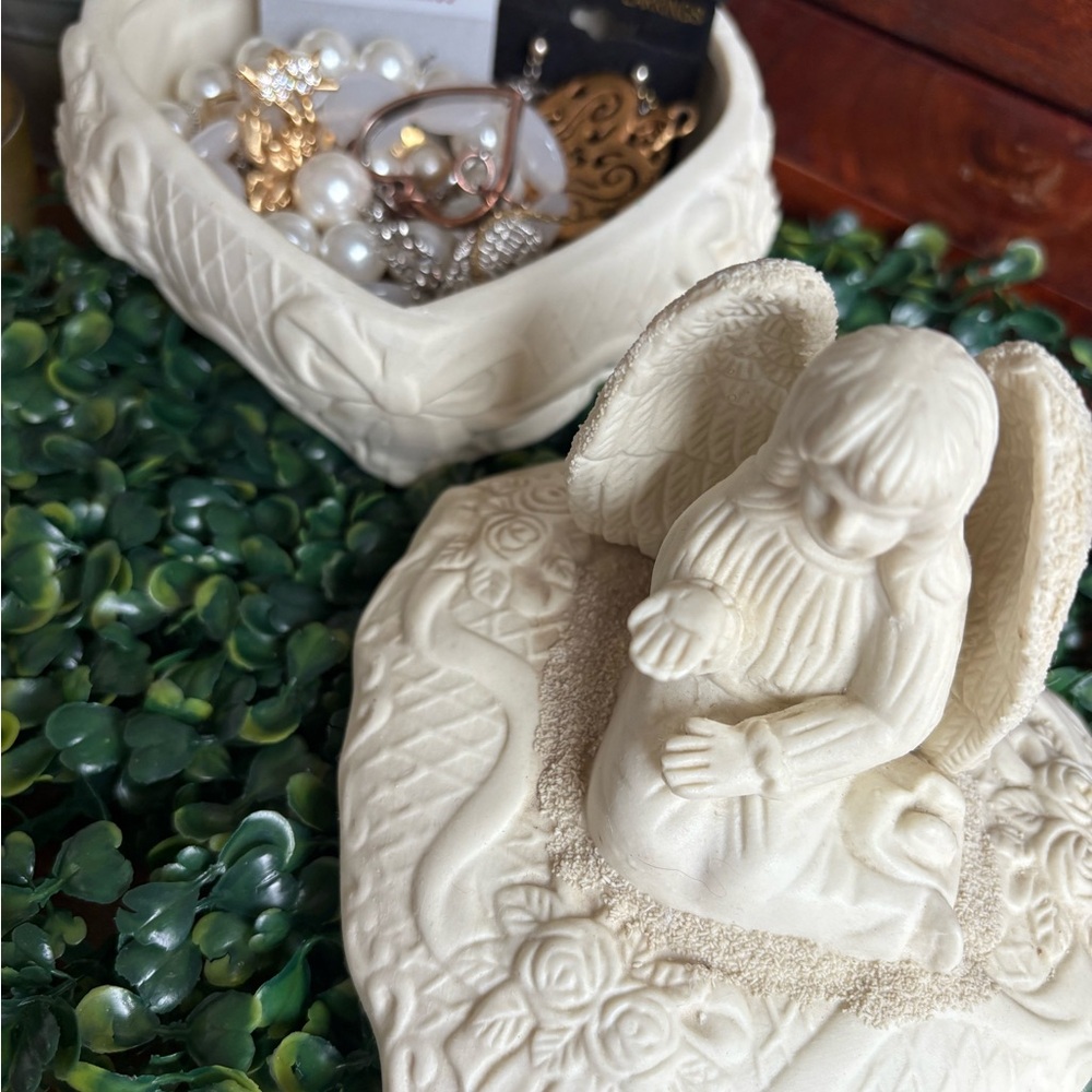 Angel Whispers jewelry jar 🤍